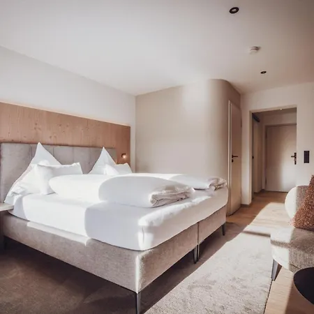 Wellnesshotel Sonnenhalde Tonbach-2