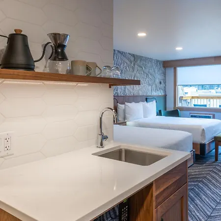 Hotel Canoe And Suites-3