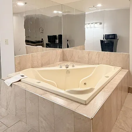 Radiant Inn And Suites-2