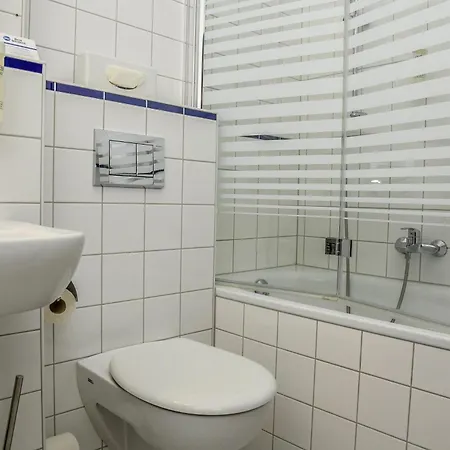 Best Western Comfort Business Hotel Düsseldorf-Neuss-3