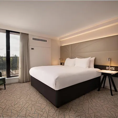 Hilton Birmingham Metropole Hotel-2