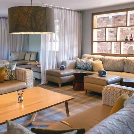 Moddershall Oaks Country Spa Retreat-2