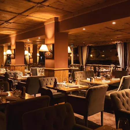 Hotel Au Chamois d'Or-3