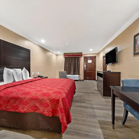 Econo Lodge Inn & Suites Escondido Downtown-3