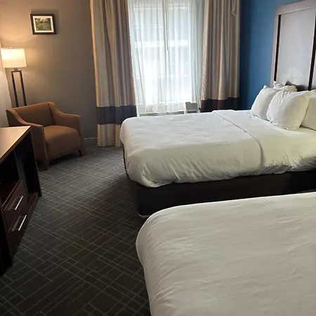Comfort Inn & Suites Dayton Northwest - Englewood-2