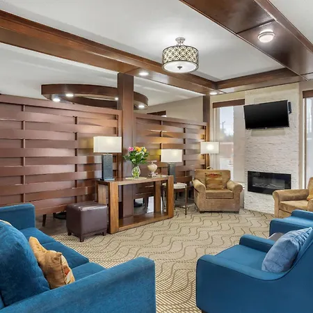 Comfort Suites Brenham-2