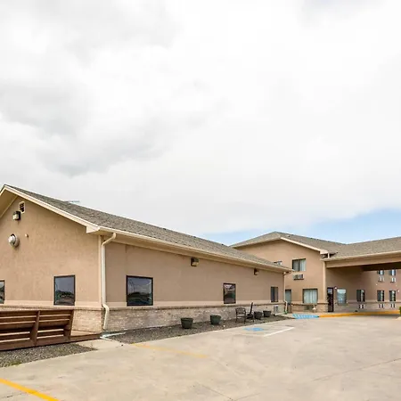 Quality Inn Scottsbluff-3
