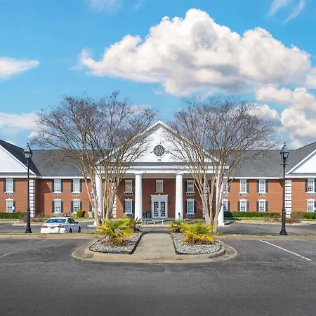 Quality Inn & Suites Edgefield-3