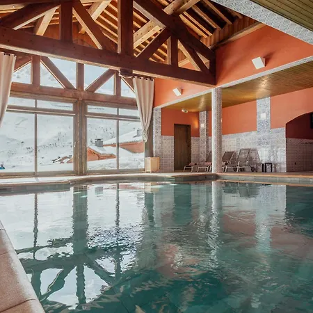 Hôtel Les Suites Du Montana-3