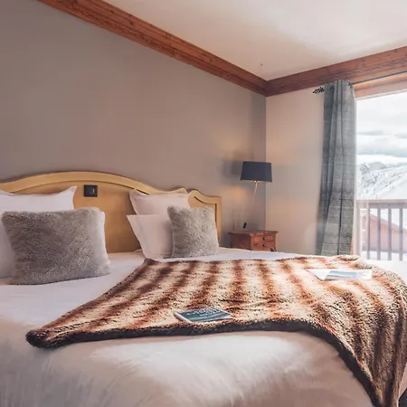 Hôtel Les Suites Du Montana-2