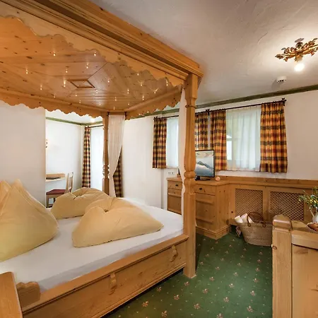 Berghotel Hauserbauer-3