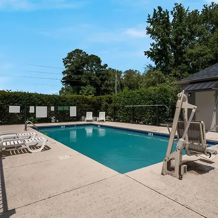 Quality Inn Goldsboro-2