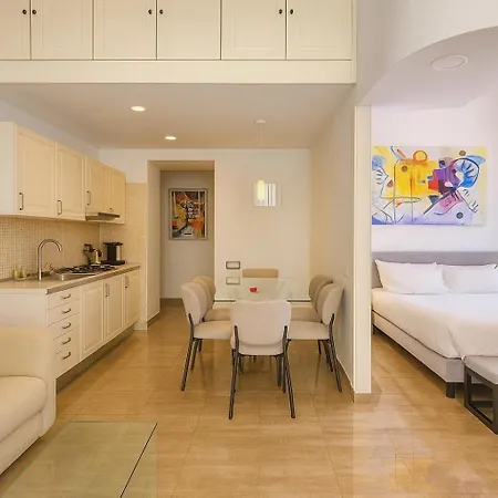Sanfelice 33 Luxury Suites-3