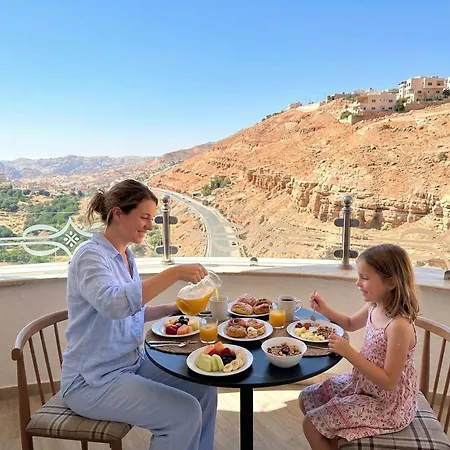 Petra Canyon Hotel-3