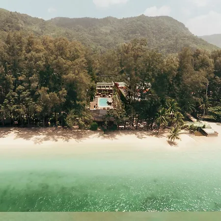Cafe Del Mar Phuket - Suite & Penthouse-3