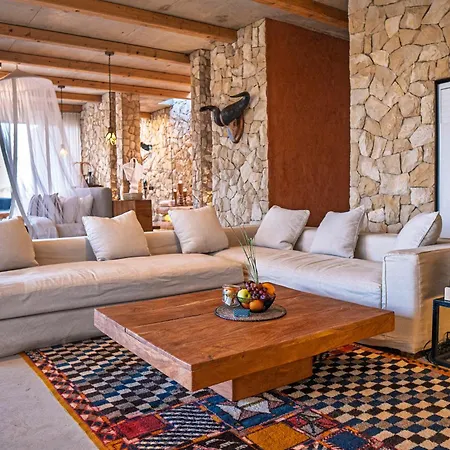 Casa del Toro Luxury Ranch-2