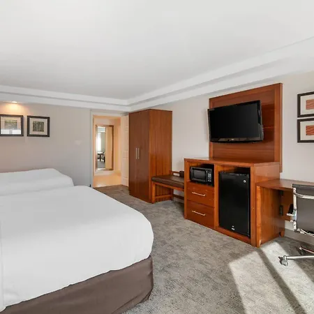 Comfort Inn Manchester Airport-3