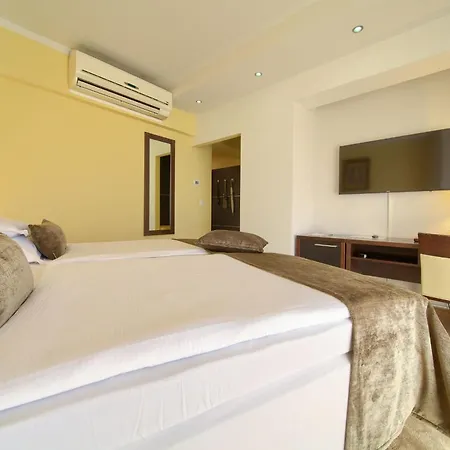 Hotel Marina-2
