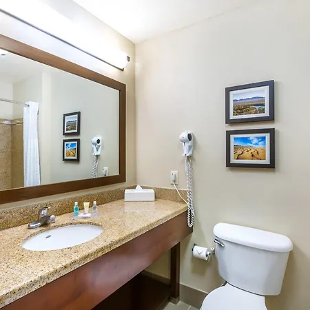 Comfort Inn And Suites Yuma I-8-3
