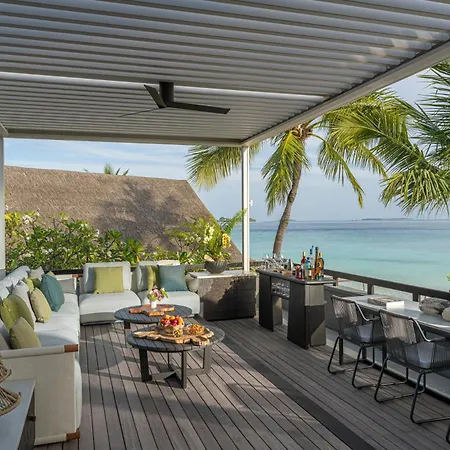 Four Seasons Resort Maldives At Landaa Giraavaru-3