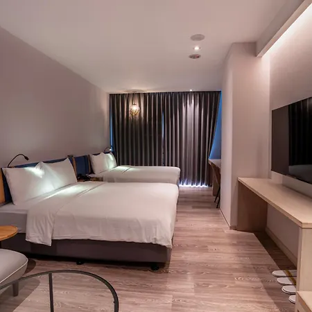 Explore Hotel-2