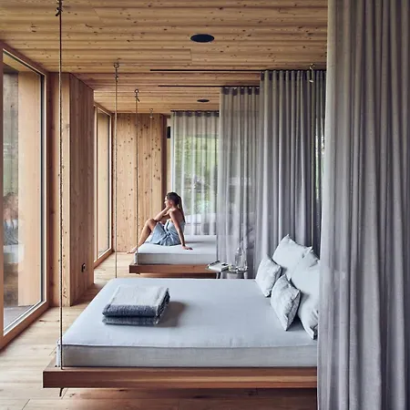 Falkensteiner Hotel Kronplatz - The Leading Hotels Of The World (Adults Only)-3