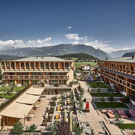 Falkensteiner Hotel Kronplatz - The Leading Hotels Of The World (Adults Only)-2