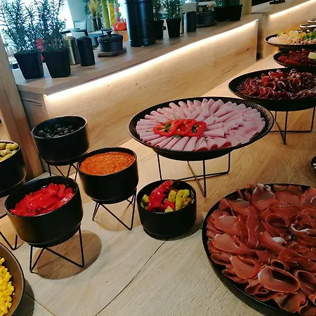 Hotel Aristos-3
