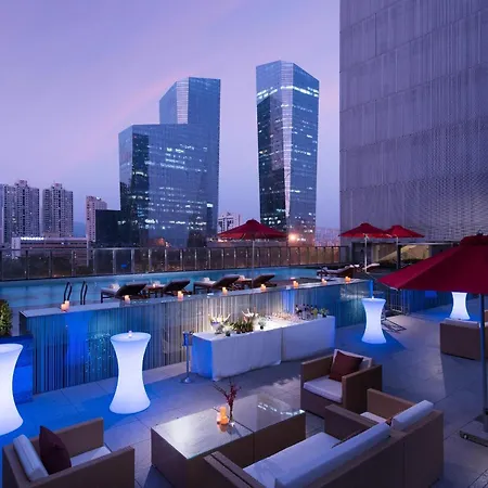Hilton Shenzhen Futian: Metro-Adjacent, Convention Center Proximity-2