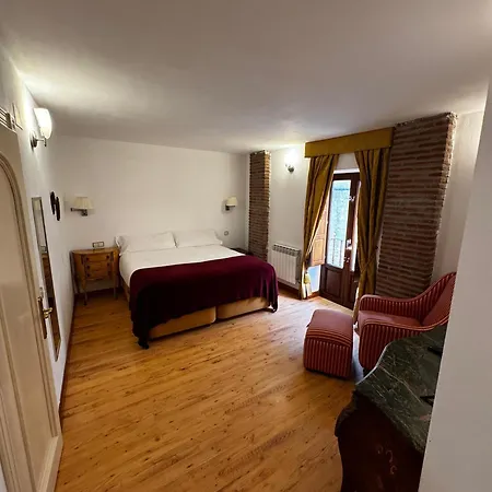 Hotel Rural Cayetana-3