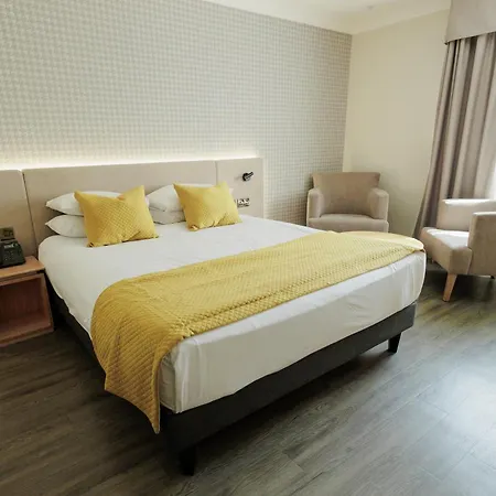 Brandon Hall Hotel & Spa Warwickshire-2