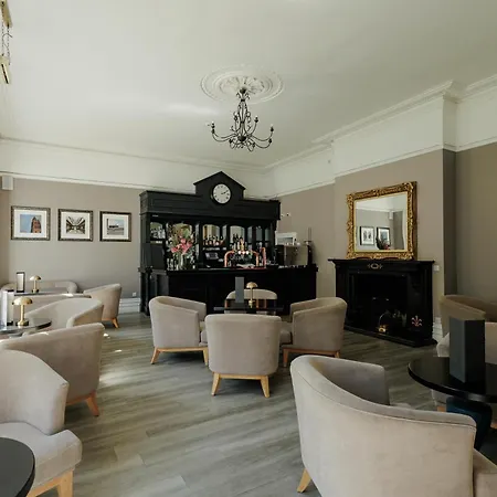 Brandon Hall Hotel & Spa Warwickshire-3