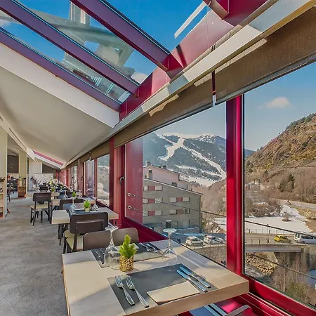 Wuau! Hotel Galanthus & Spa-2