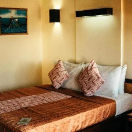 Kahuna Beach Resort And Spa-3