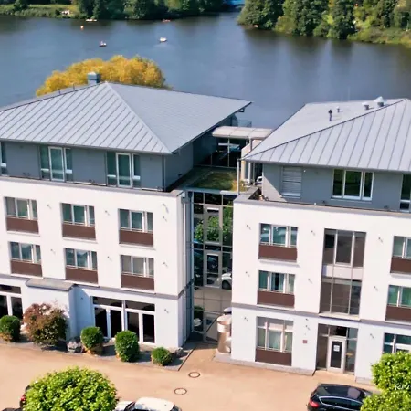 Riverside Hotel-2