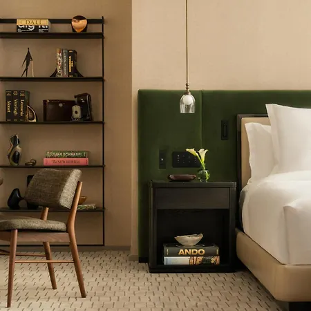 Four Seasons Hotel New York Downtown-3