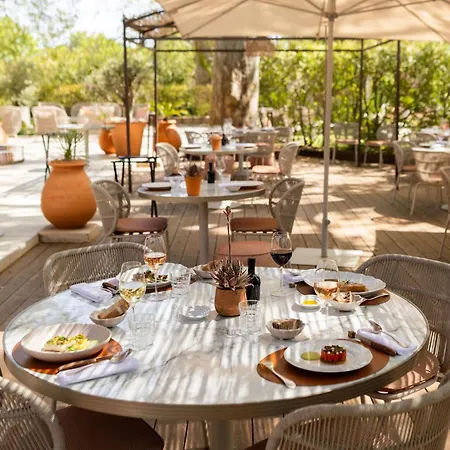 Hôtel et Restaurant La Bastide Bourrelly - Mathias Dandine-2