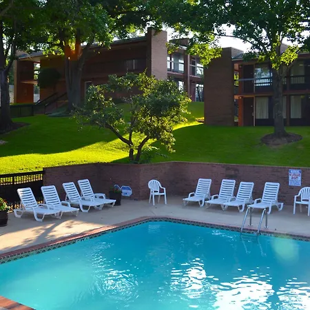 Magnuson Grand Hotel And Conference Center Tyler-3