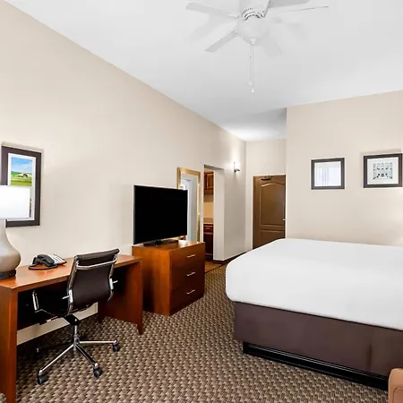 Comfort Inn & Suites Grenada-3