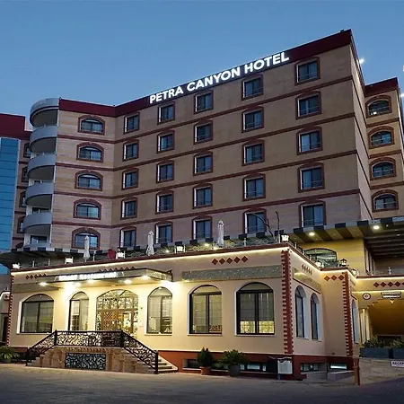 Petra Canyon Hotel-2
