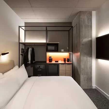 Hôtel Escad Quartier DIX30-2