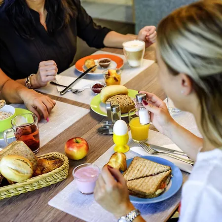 ibis Styles Almere-2