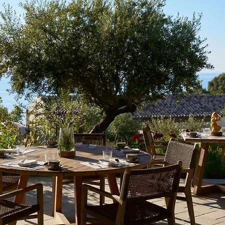 Eliamos Villas Hotel & Spa - Relais & Chateaux-3