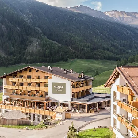 Naturhotel Falknerhof-2
