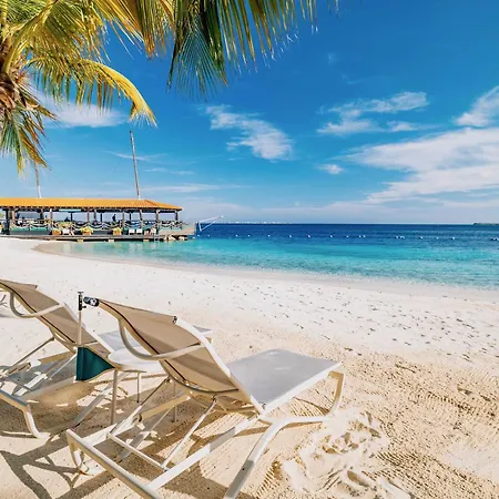 Harbour Village Beach Club-2