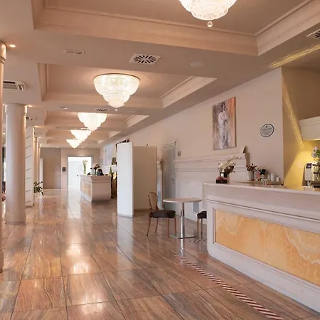 Grand Hotel Forli-3