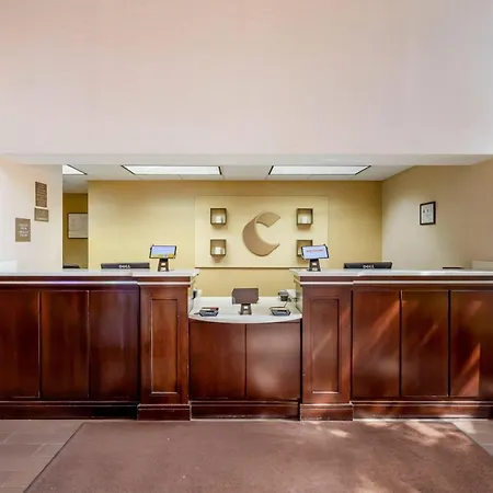 Comfort Suites Regency Park-2