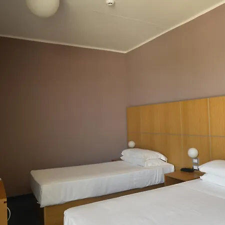 Hotel Delle Fiere-3