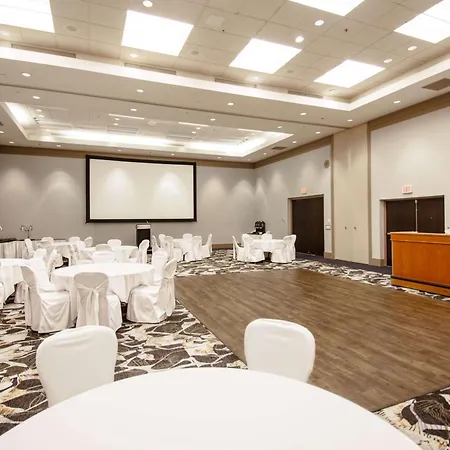 Coast Chilliwack Hotel By Apa-3