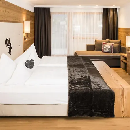 Hotel Dorfer Alpine&Charming-3